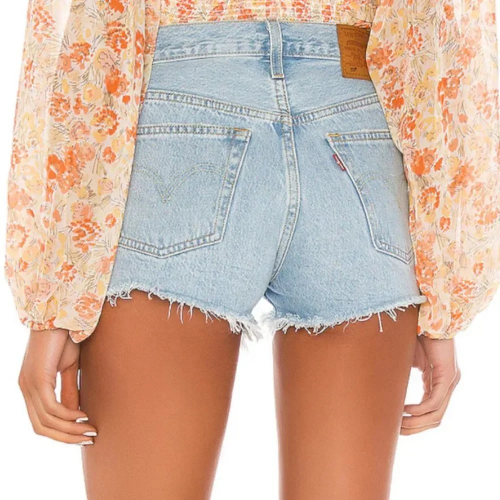 New Levi's 501 Rigid Button Fly Denim Jean Shorts Distressed Raw Hem Relaxed 29 - Picture 2 of 11